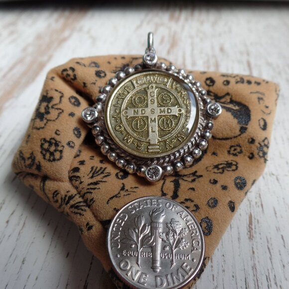 Virgins Saints & Angels Cloister San Benito Medallion Sterling Pendant - Picture 1 of 5